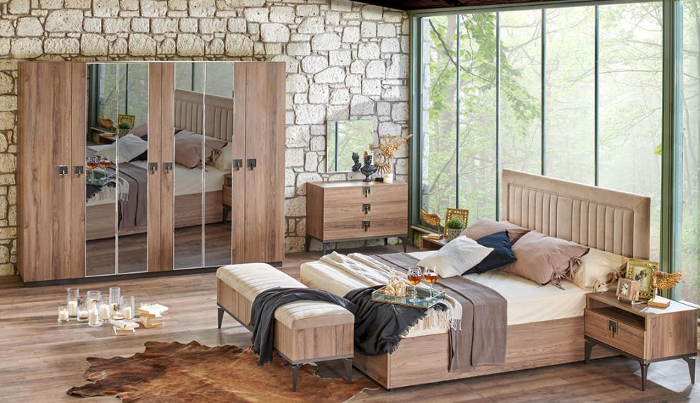 Espanse Bedroom