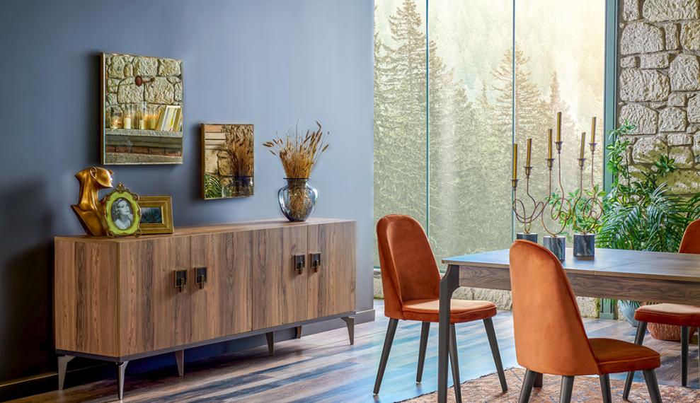 Espanse Dining Room