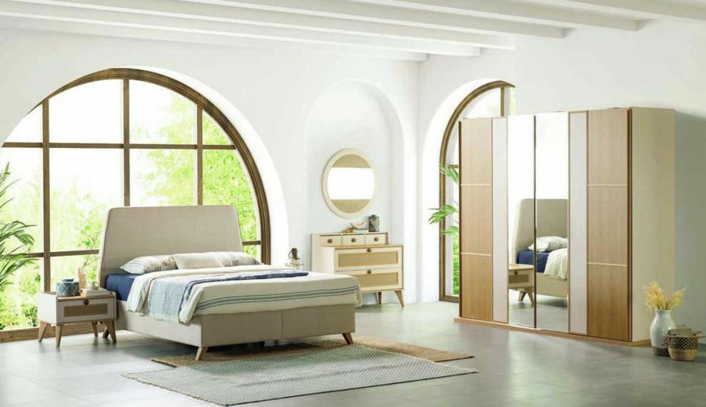 Ratte Bedroom