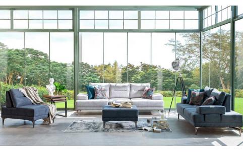 Hollis Sofa Set