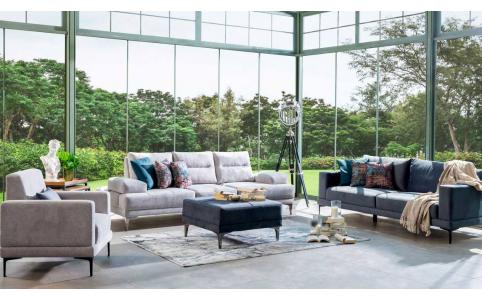 Hollis Sofa Set
